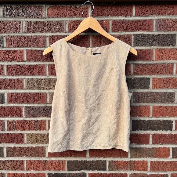 Express Tan Cream Embroidered Front Buttoned Back Sleeveless Boxy Fit Tank Top - Picture 2 of 5